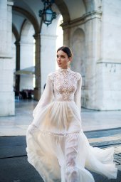 Wedding dresses Joyce Stock  In stock  Collection  Lisbon Lace  Silhouette  A Line  Neckline  Mandarin  Sleeves  Long Sleeves  Bishop  Color  Ivory  Train  No train - foto 2